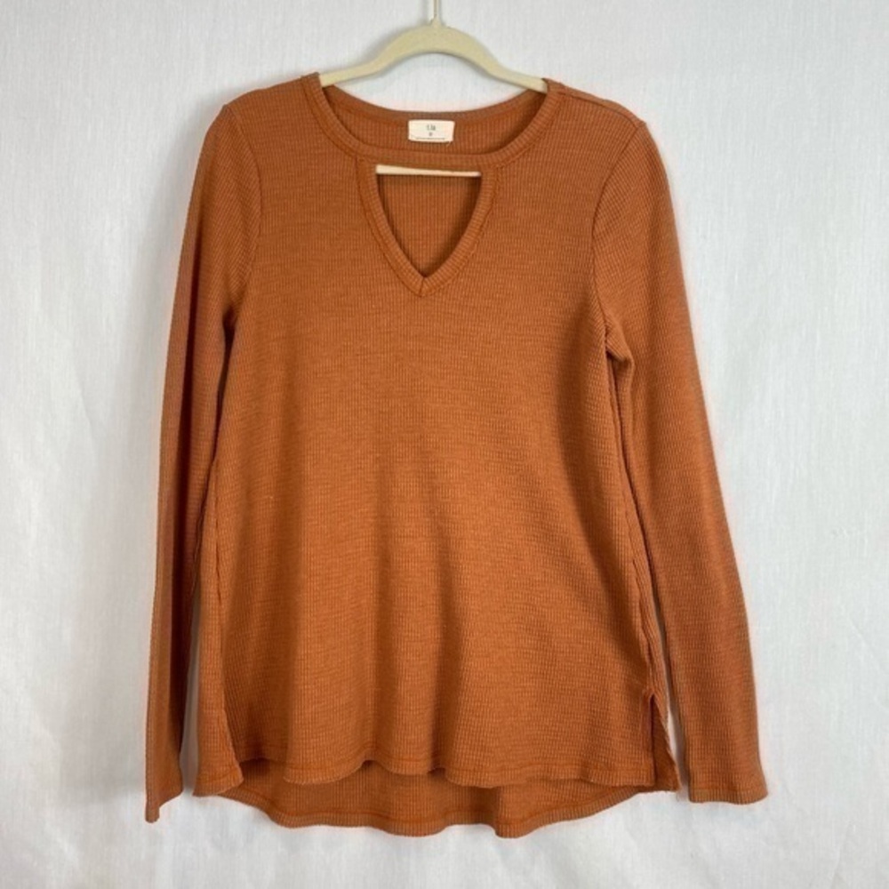 Anthropologie T.La Orange waffle Knit V Neck Keyhole Long Sleeve Tee Shirt Top